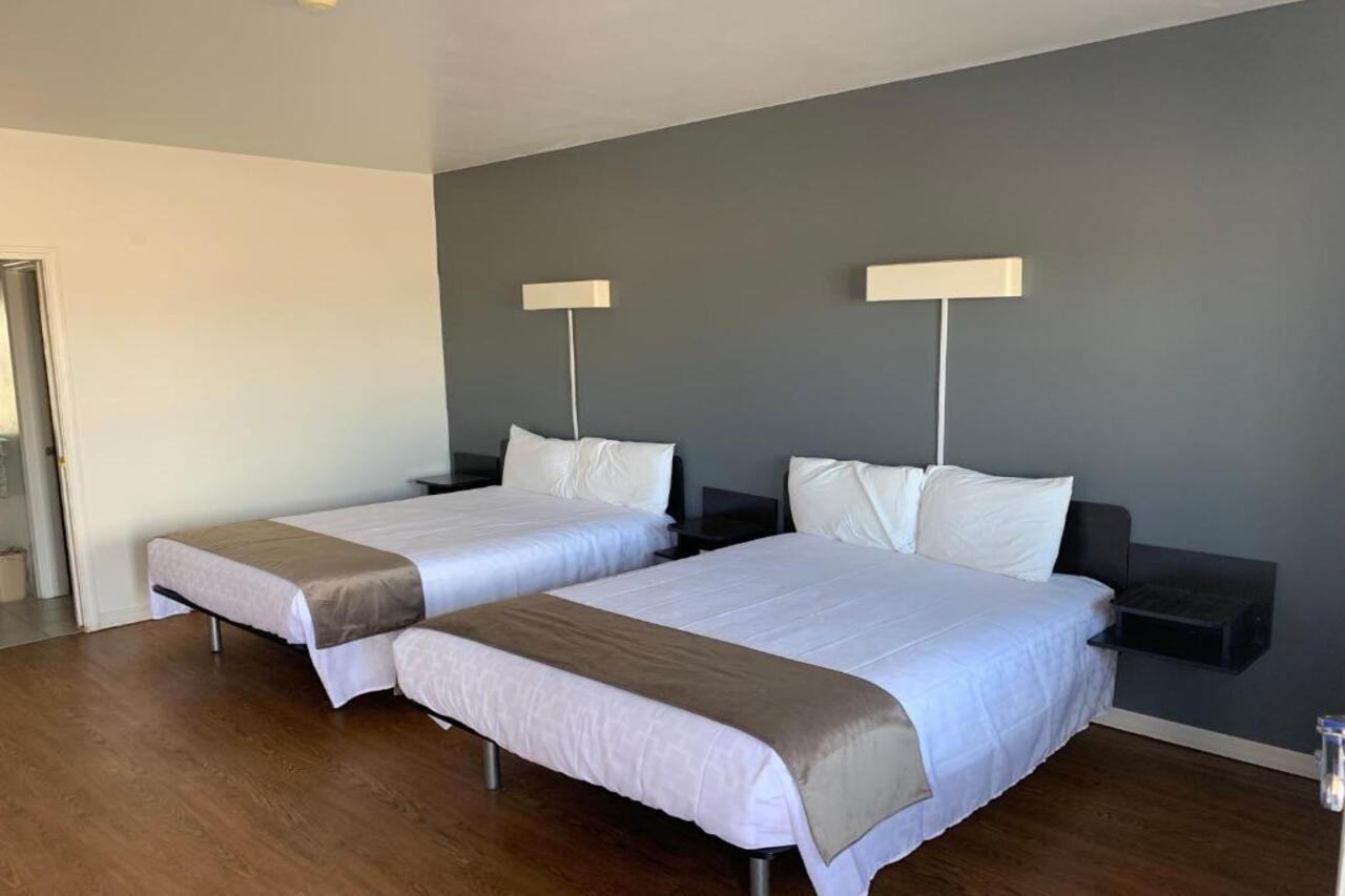 The Beaverhead Lodge 딜런 외부 사진