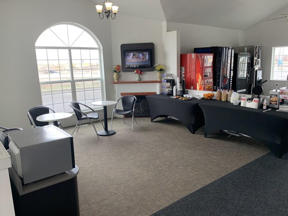 The Beaverhead Lodge 딜런 외부 사진